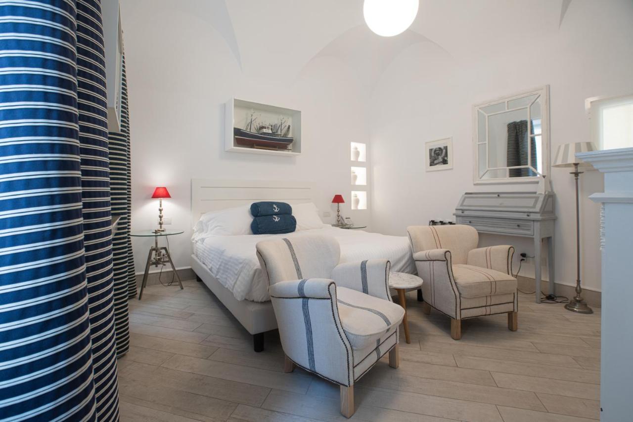 Hotel Marina Charming Rooms Finale Ligure Extérieur photo