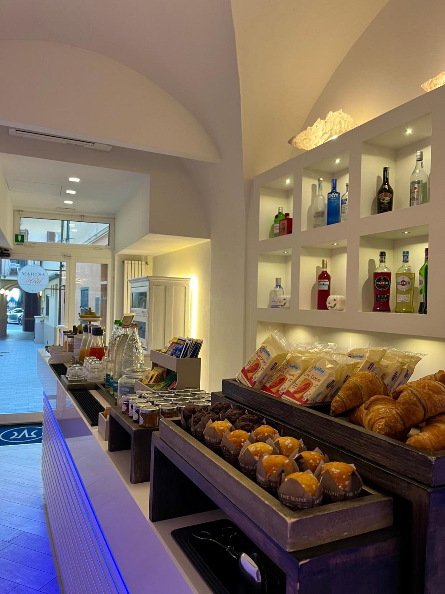 Hotel Marina Charming Rooms Finale Ligure Extérieur photo